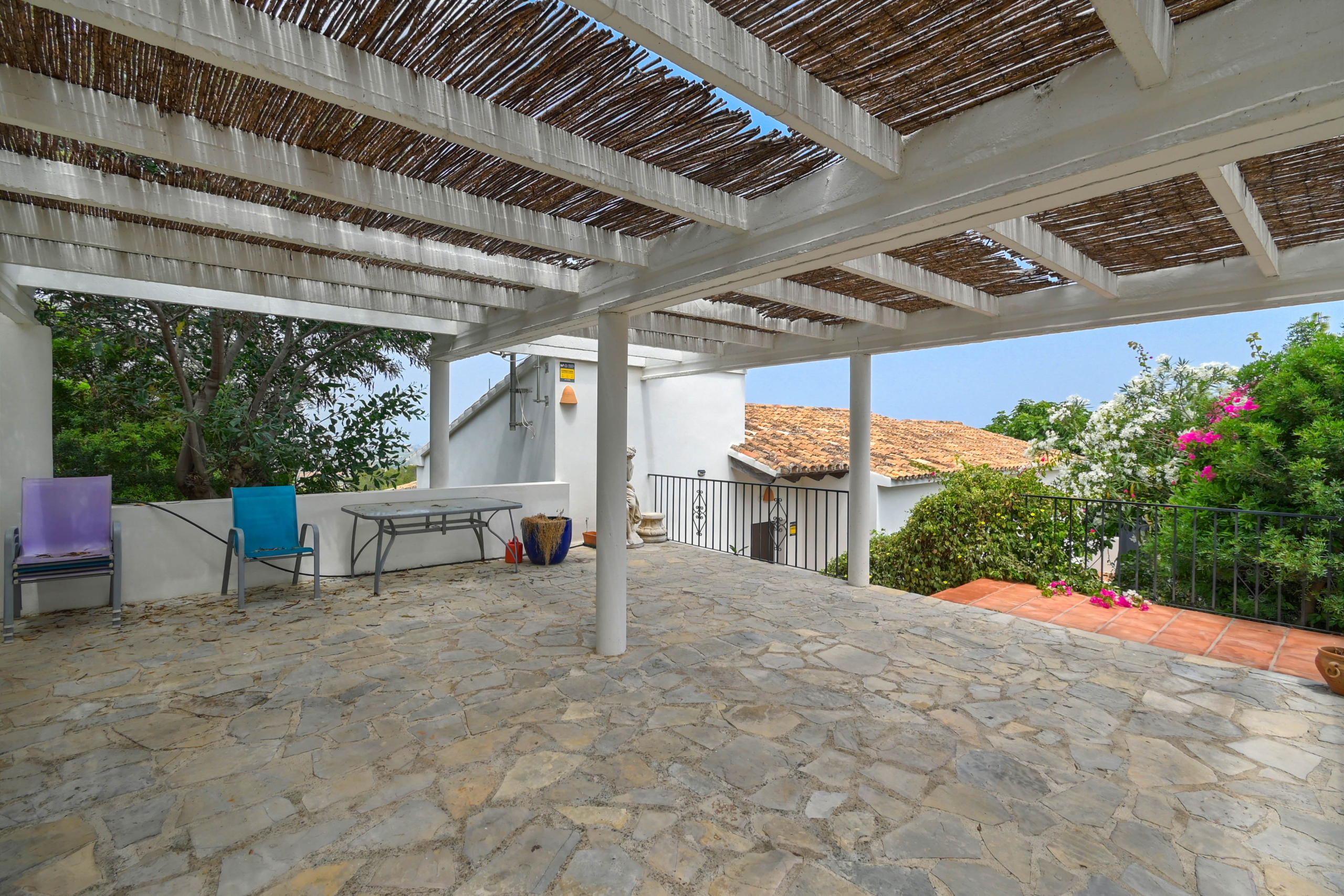 DP-70-TADEN8015-20 Luxe villa met zeezicht en privé zwembad in Denia