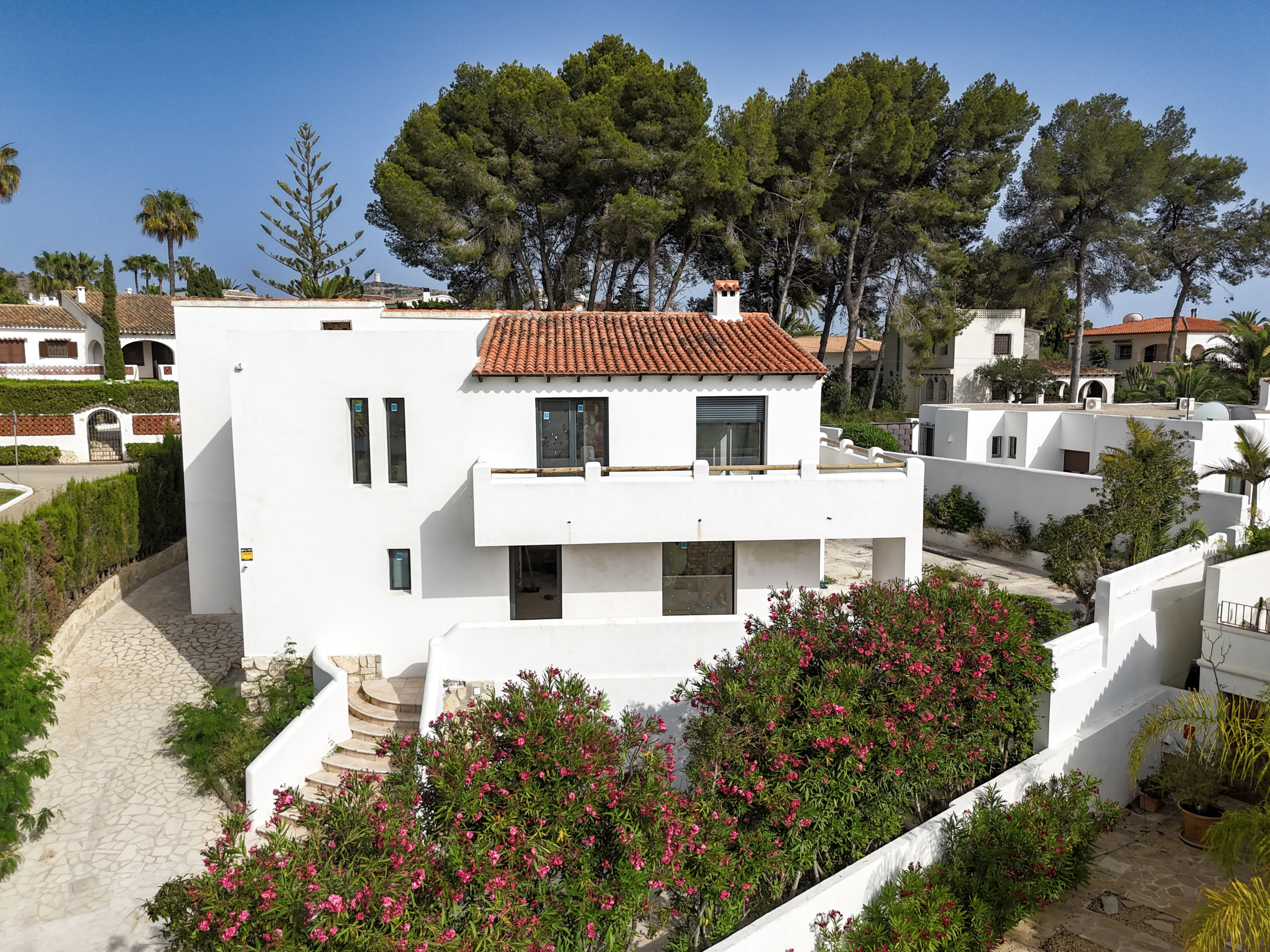 DP-70-TAMOR1562-6 Volledig gerenoveerde villa in aanbouw op toplocatie in Moraira