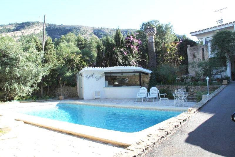 Villa te koop in Albir