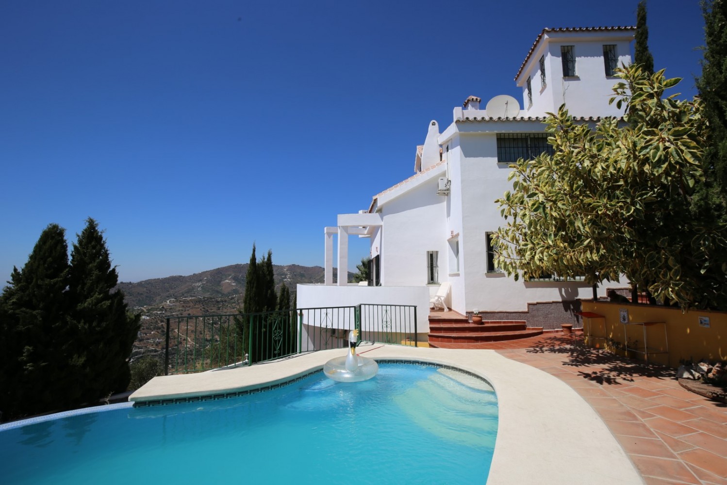 Villa te koop in Torrox