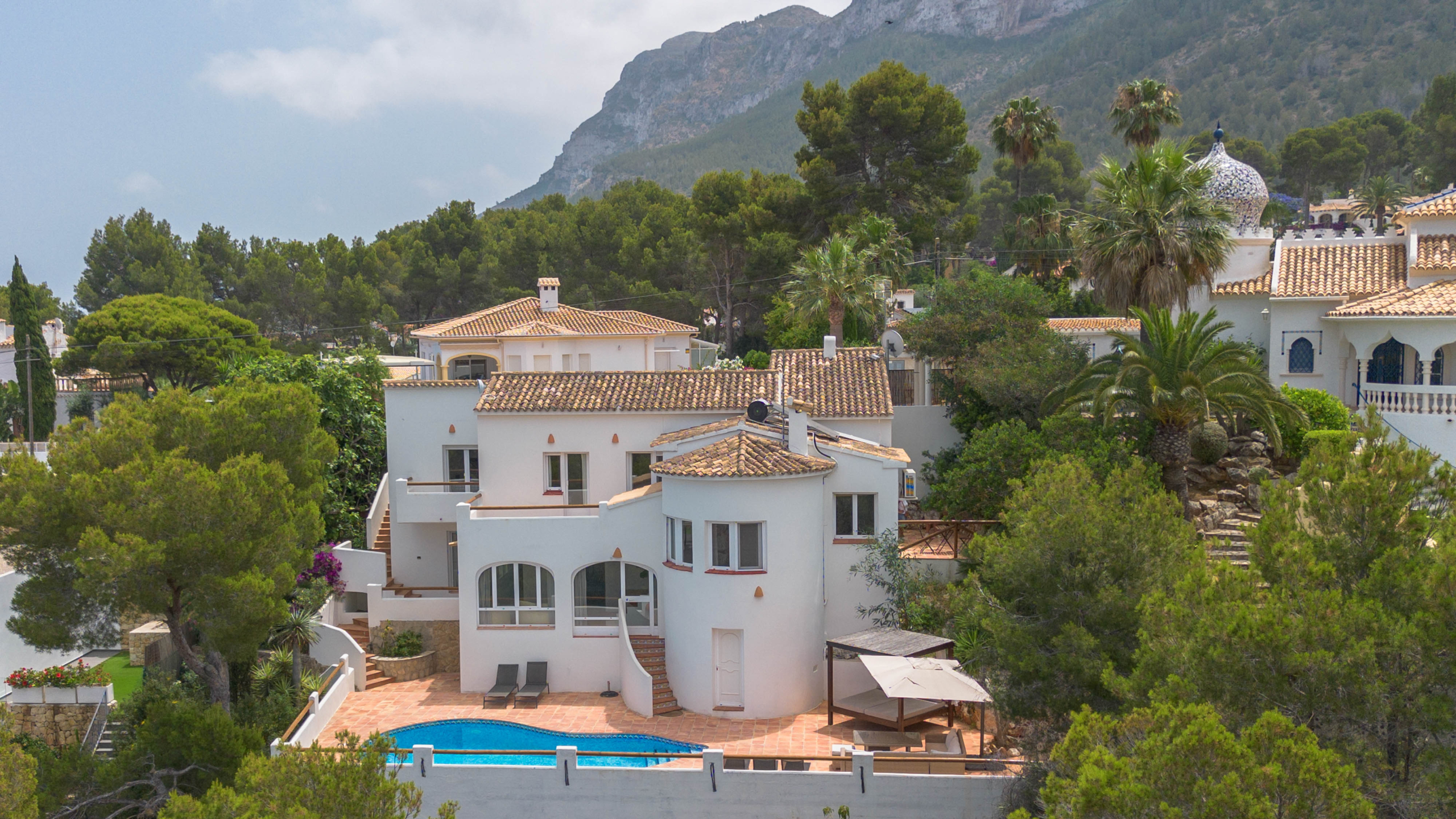 DP-70-TADEN8015-39 Luxe villa met zeezicht en privé zwembad in Denia