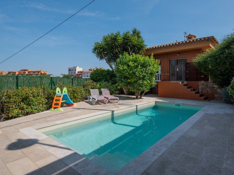 Villa te koop in Begur