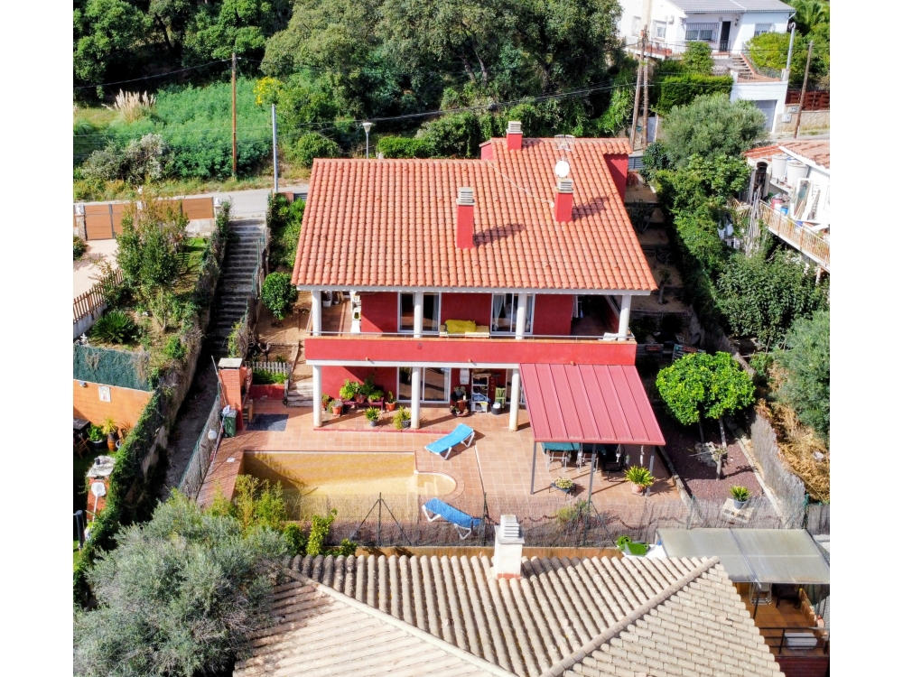 Villa te koop in Tordera