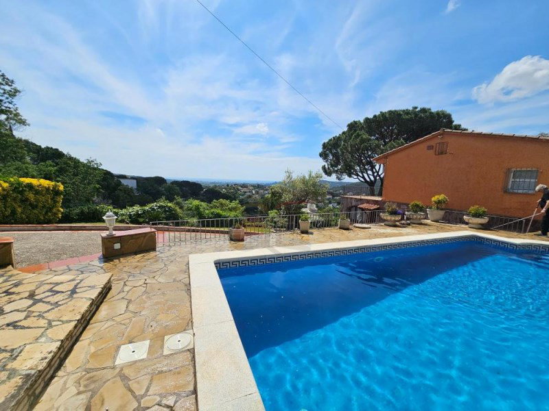384417454.jpg Villa te koop in Calonge