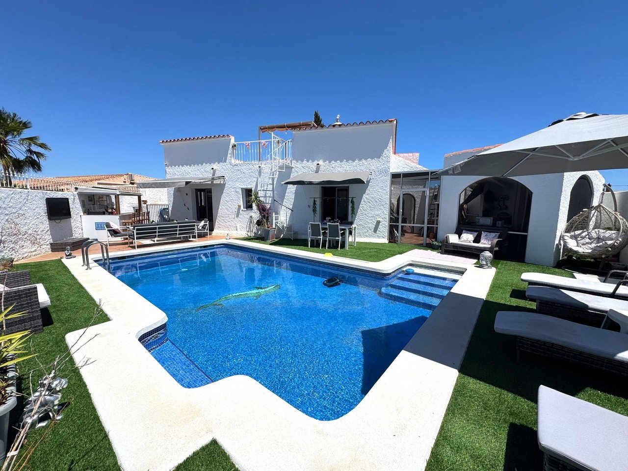 Villa te koop in Bedar