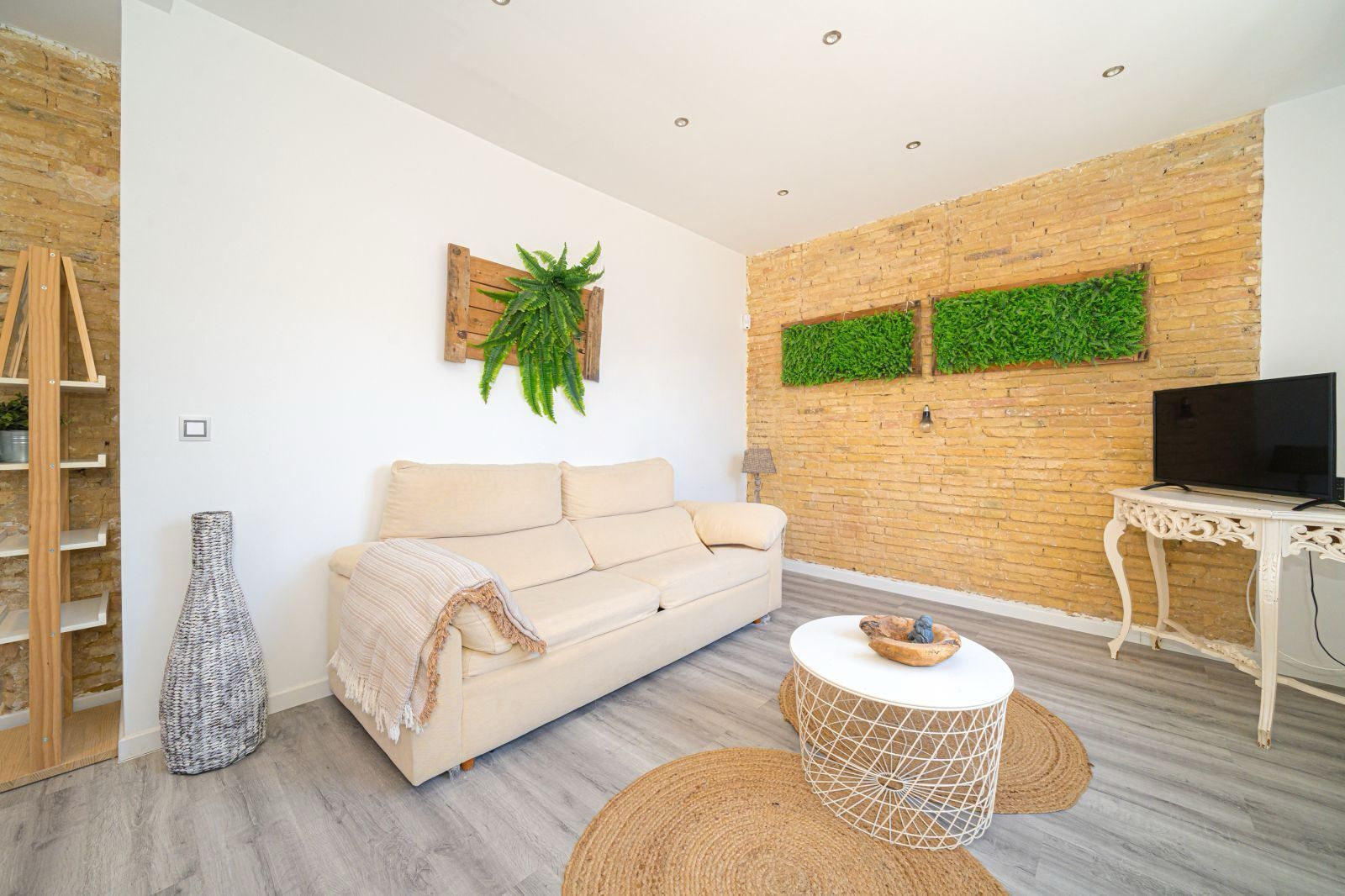 Gerenoveerd appartement te koop in Valencia stad