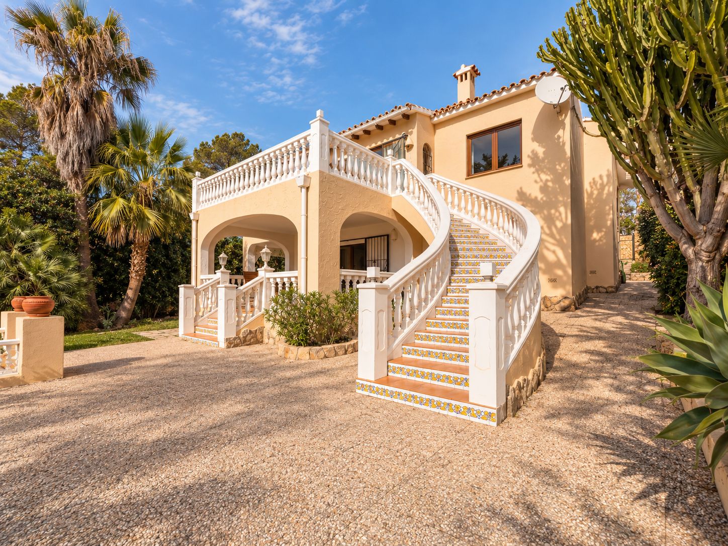 DP-07-12629DR-3 Villa op loopafstand centrum Moraira