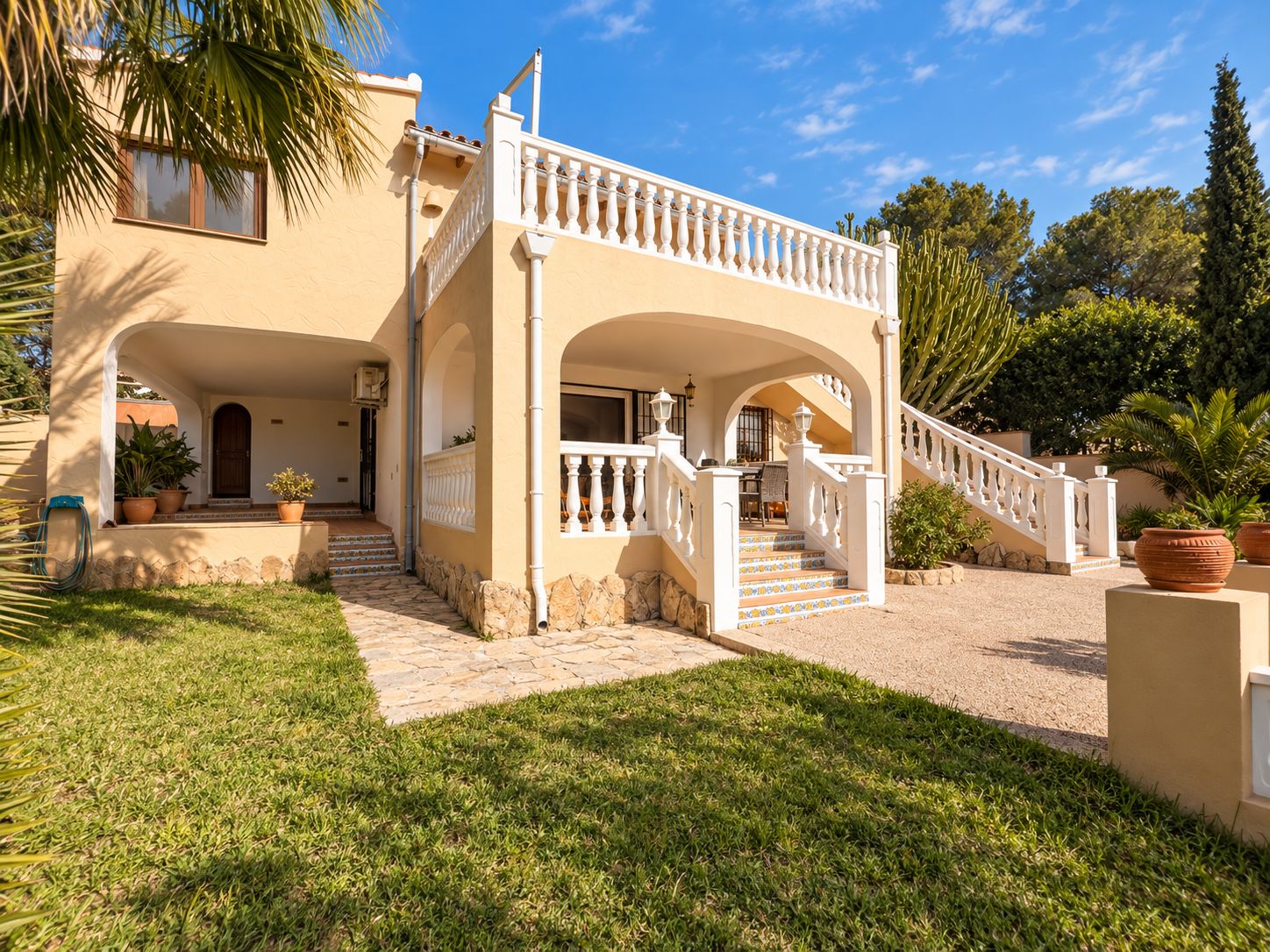 DP-07-12629DR-5 Villa op loopafstand centrum Moraira