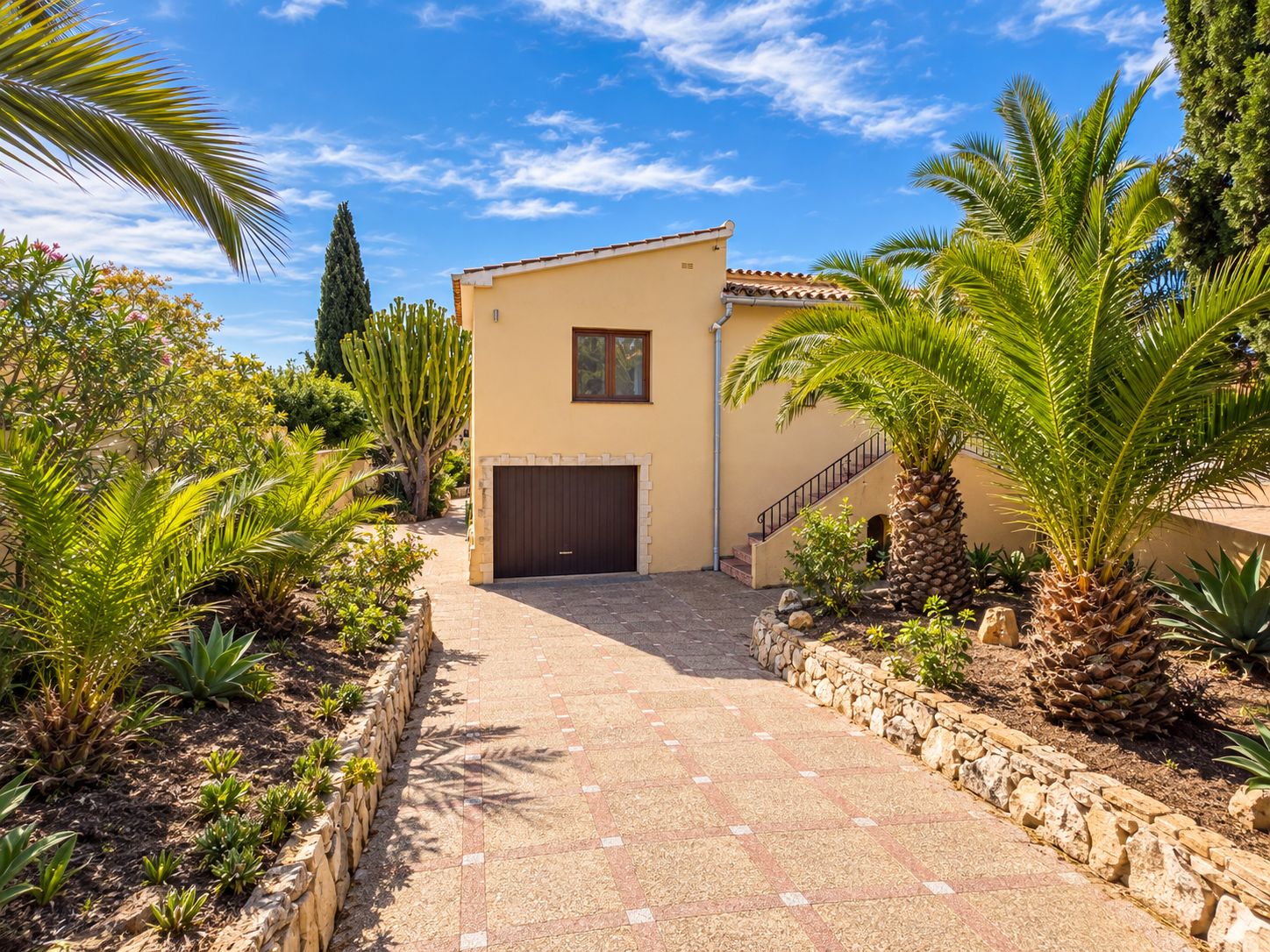 DP-07-12629DR-6 Villa op loopafstand centrum Moraira