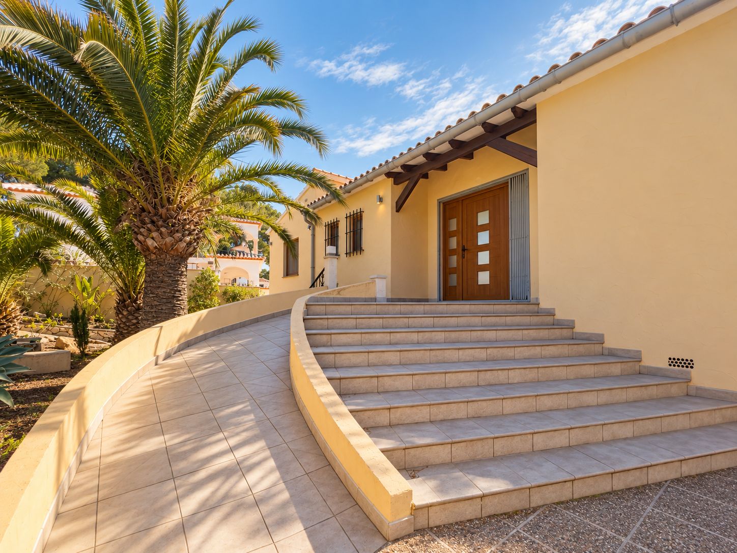 DP-07-12629DR-8 Villa op loopafstand centrum Moraira