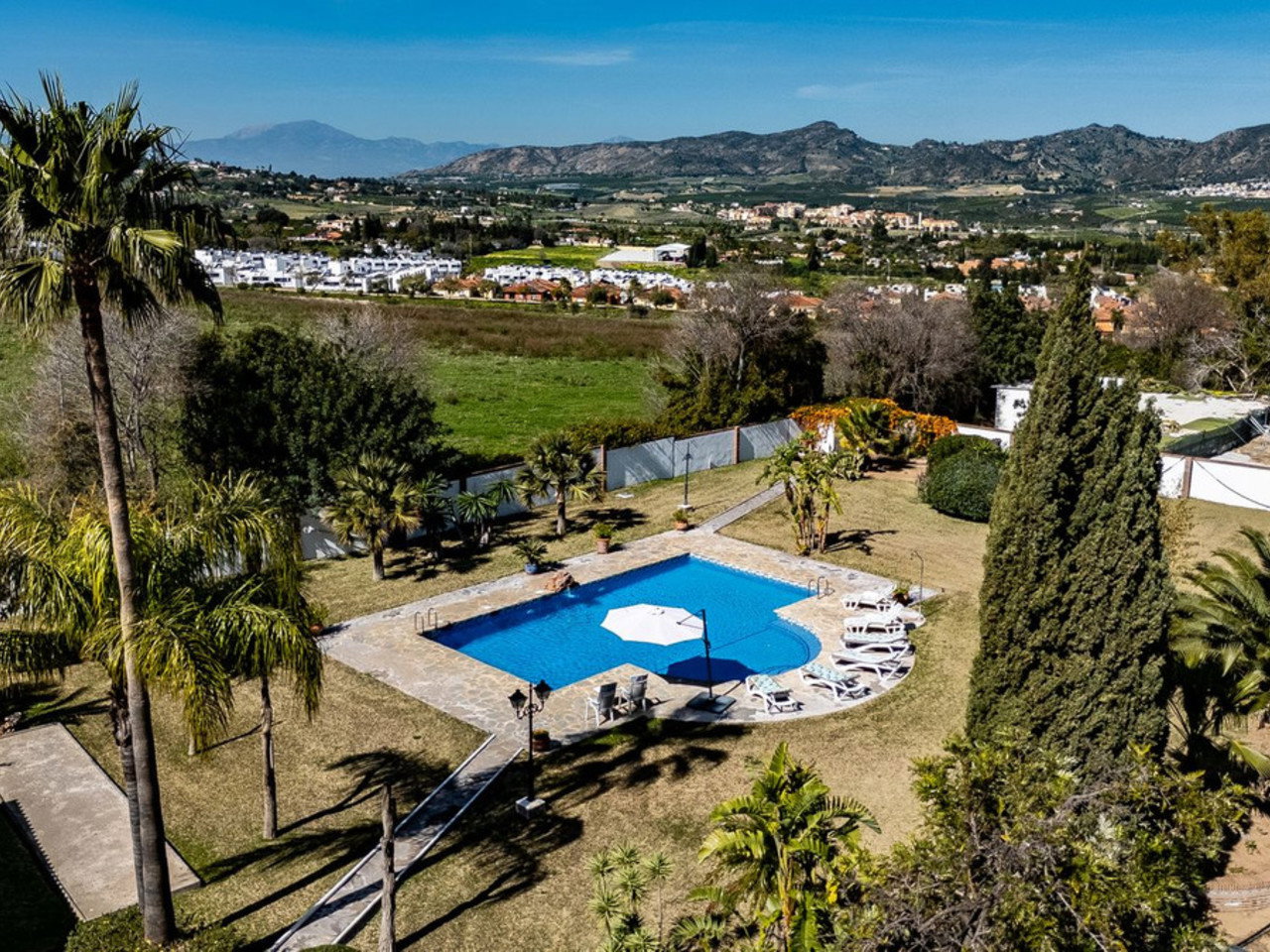 DP-17-E313-4 Villa te koop in Alhaurin De La Torre