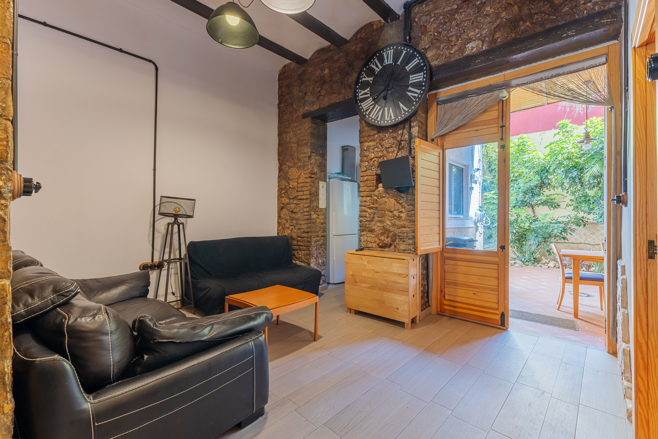 DP-18-1221-16 Villa te koop in Valencia