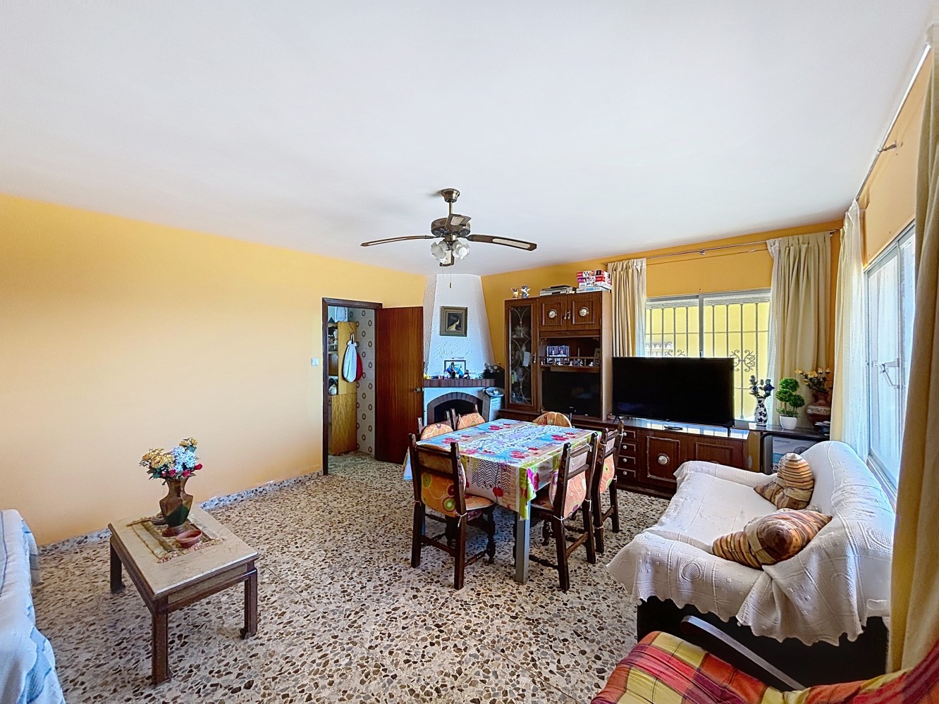 DP-26-6334-20 Villa te koop in Almayate