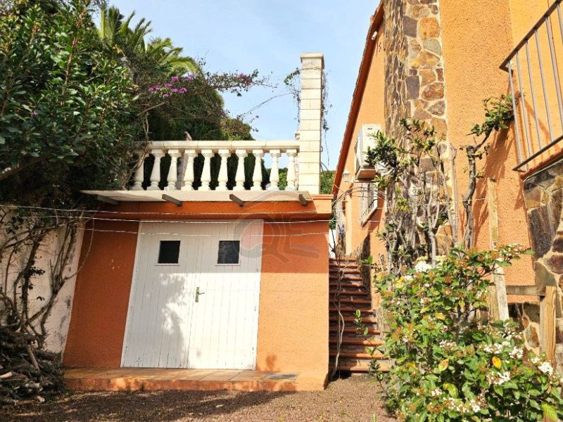 DP-37-1723-RDO-61-14 Villa te koop in Calonge