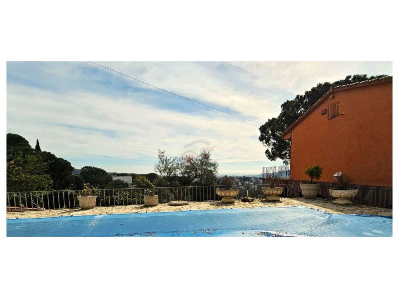 DP-37-1723-RDO-61-19 Villa te koop in Calonge