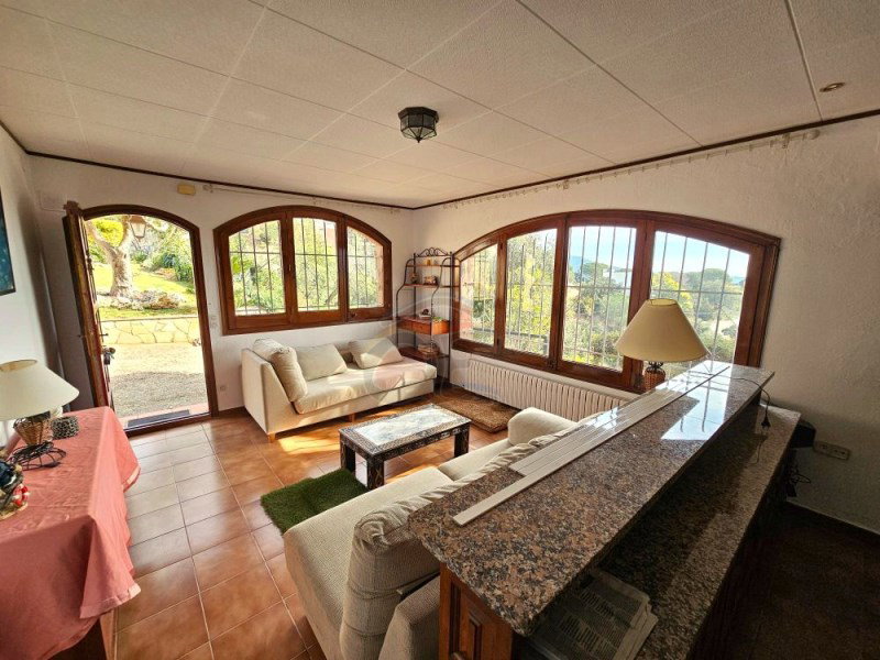 DP-37-1723-RDO-61-21 Villa te koop in Calonge