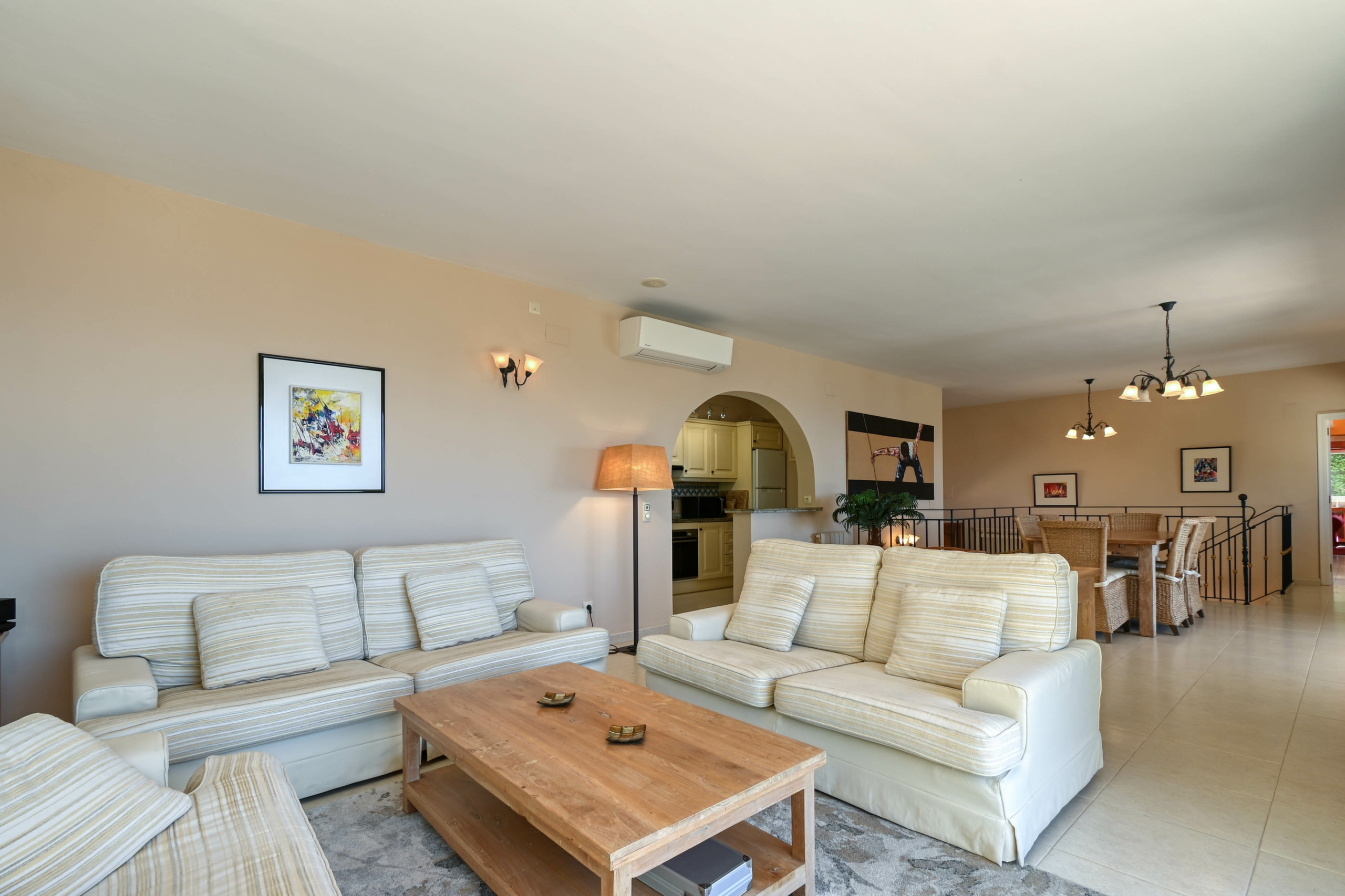 DP-70-TAALT2790-10 Villa te koop in Altea