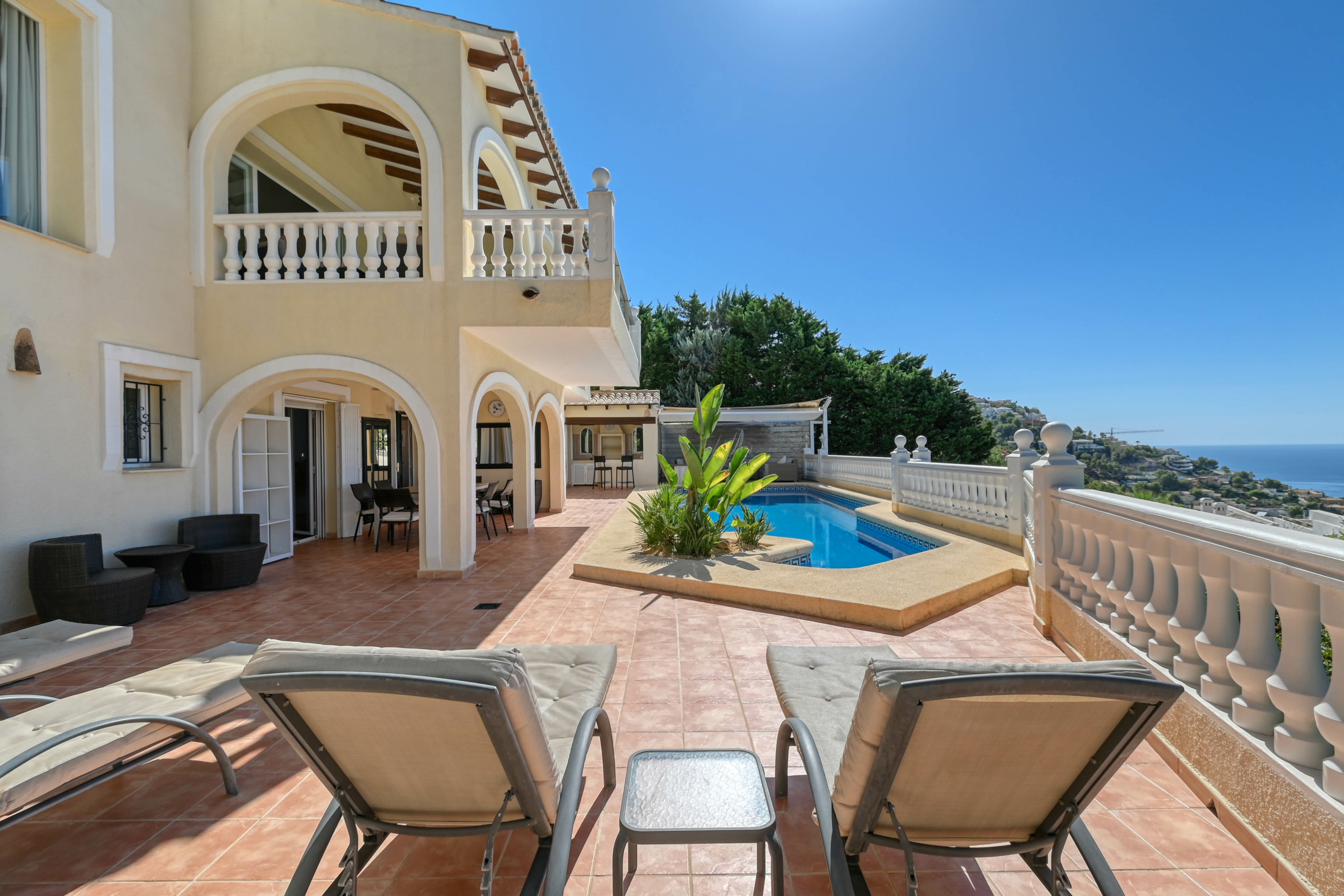 DP-70-TAALT2790-14 Villa te koop in Altea