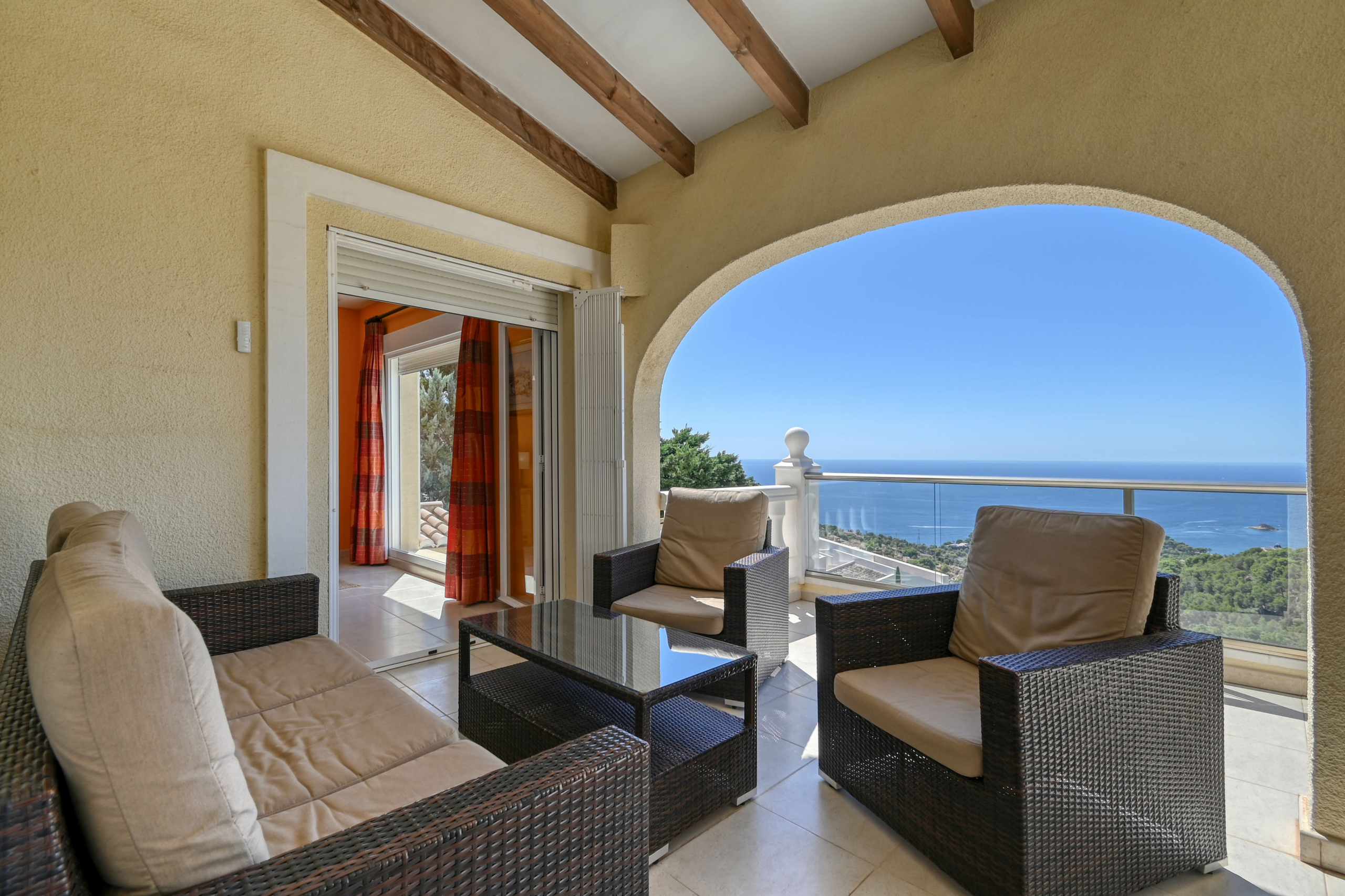 DP-70-TAALT2790-17 Villa te koop in Altea