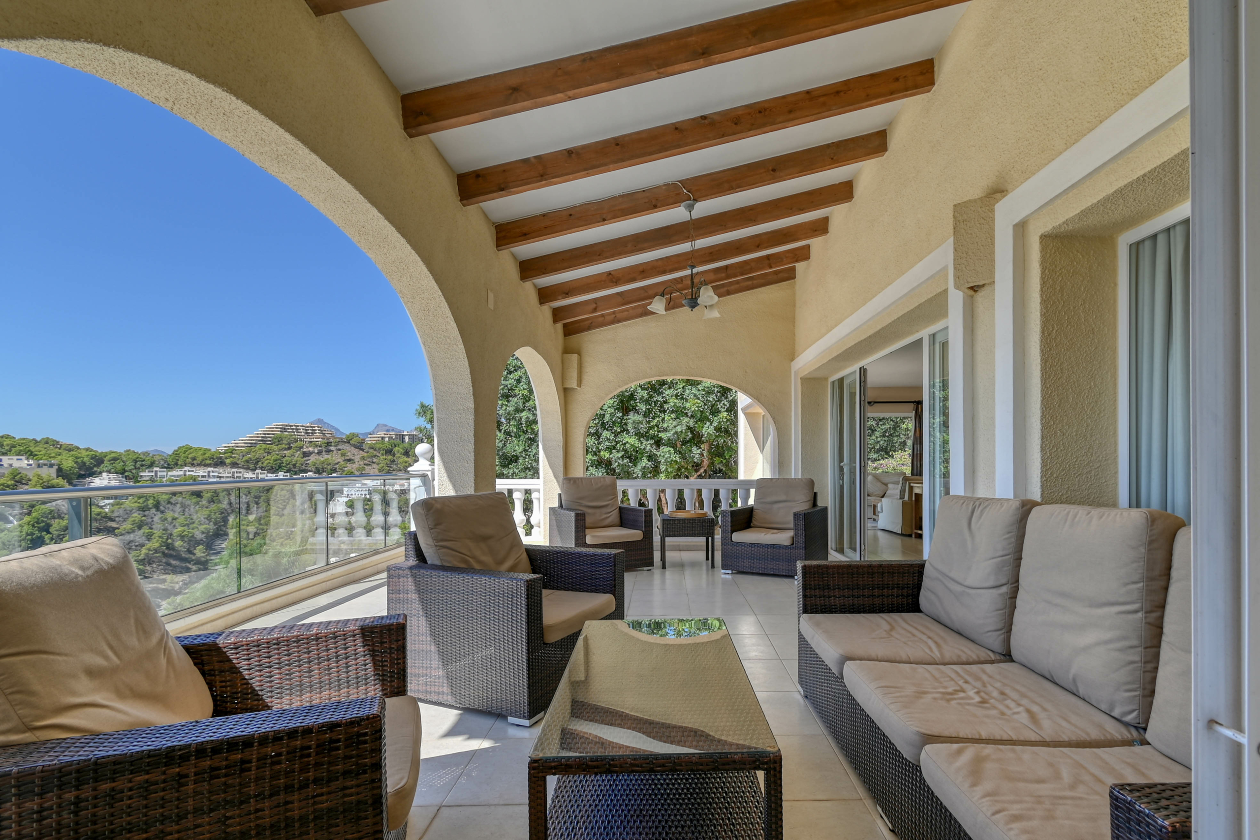 DP-70-TAALT2790-19 Villa te koop in Altea