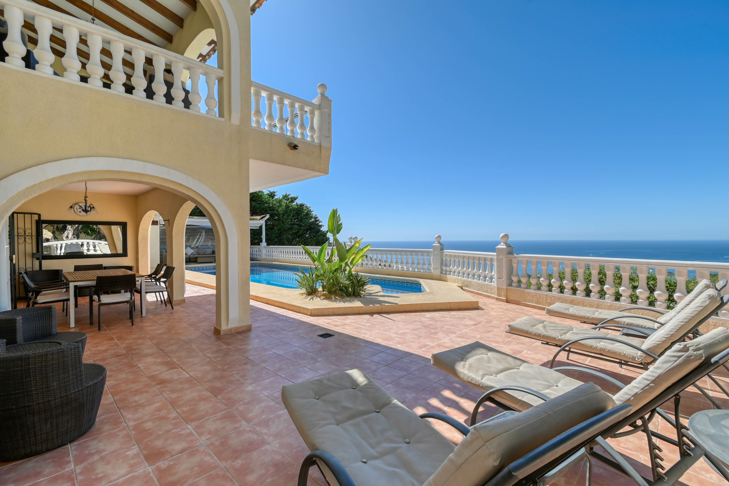 DP-70-TAALT2790-28 Villa te koop in Altea