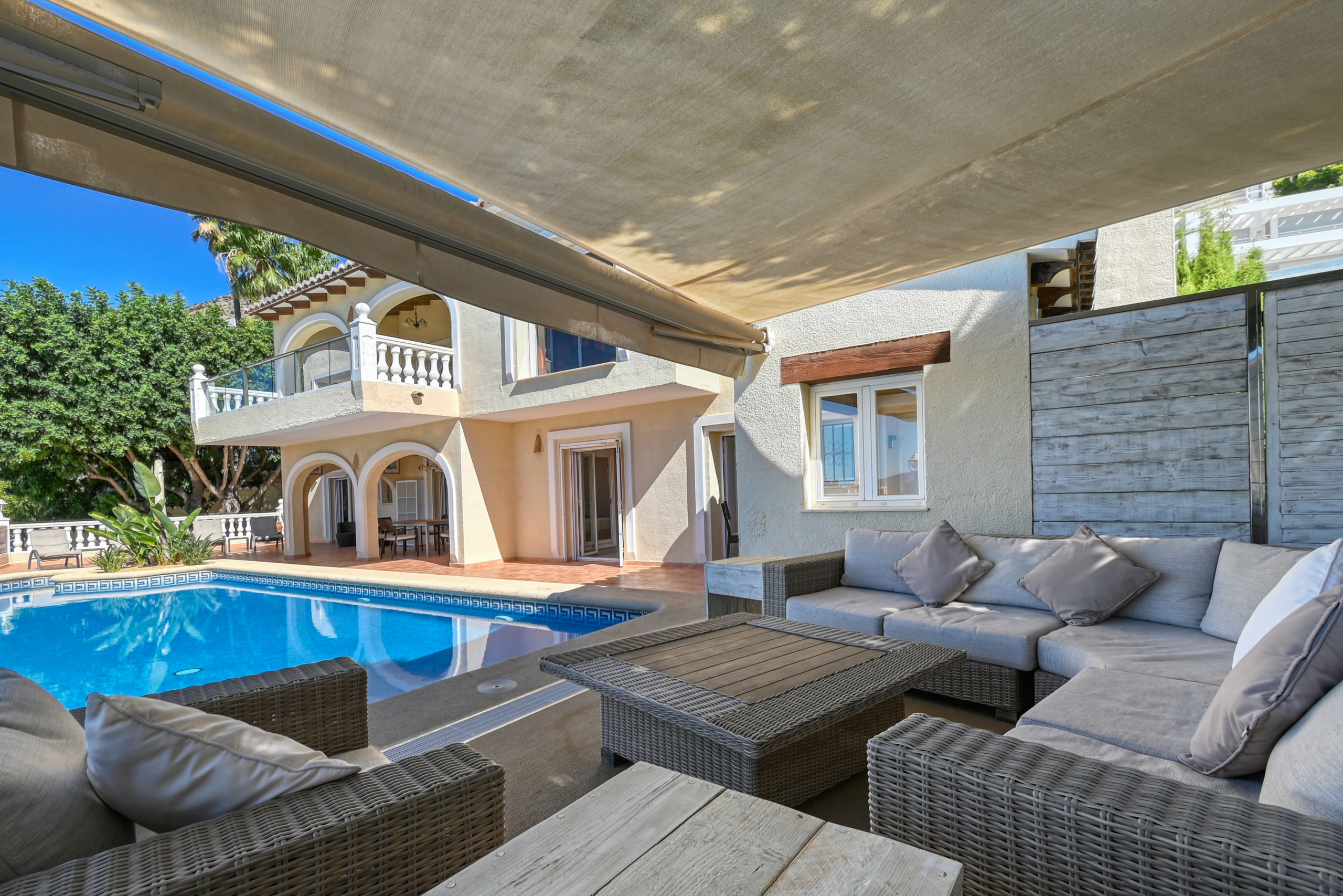 DP-70-TAALT2790-29 Villa te koop in Altea