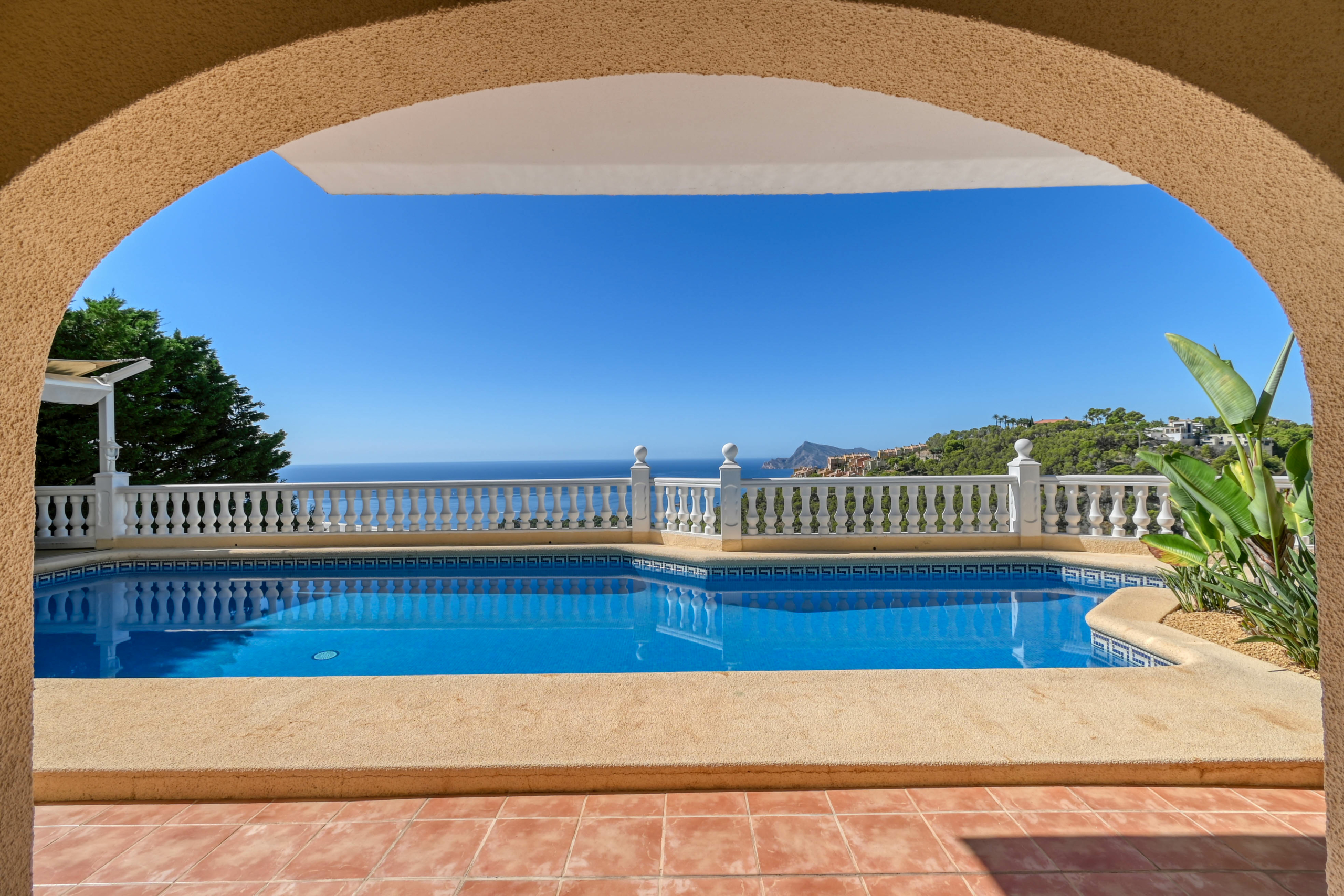 DP-70-TAALT2790-3 Villa te koop in Altea