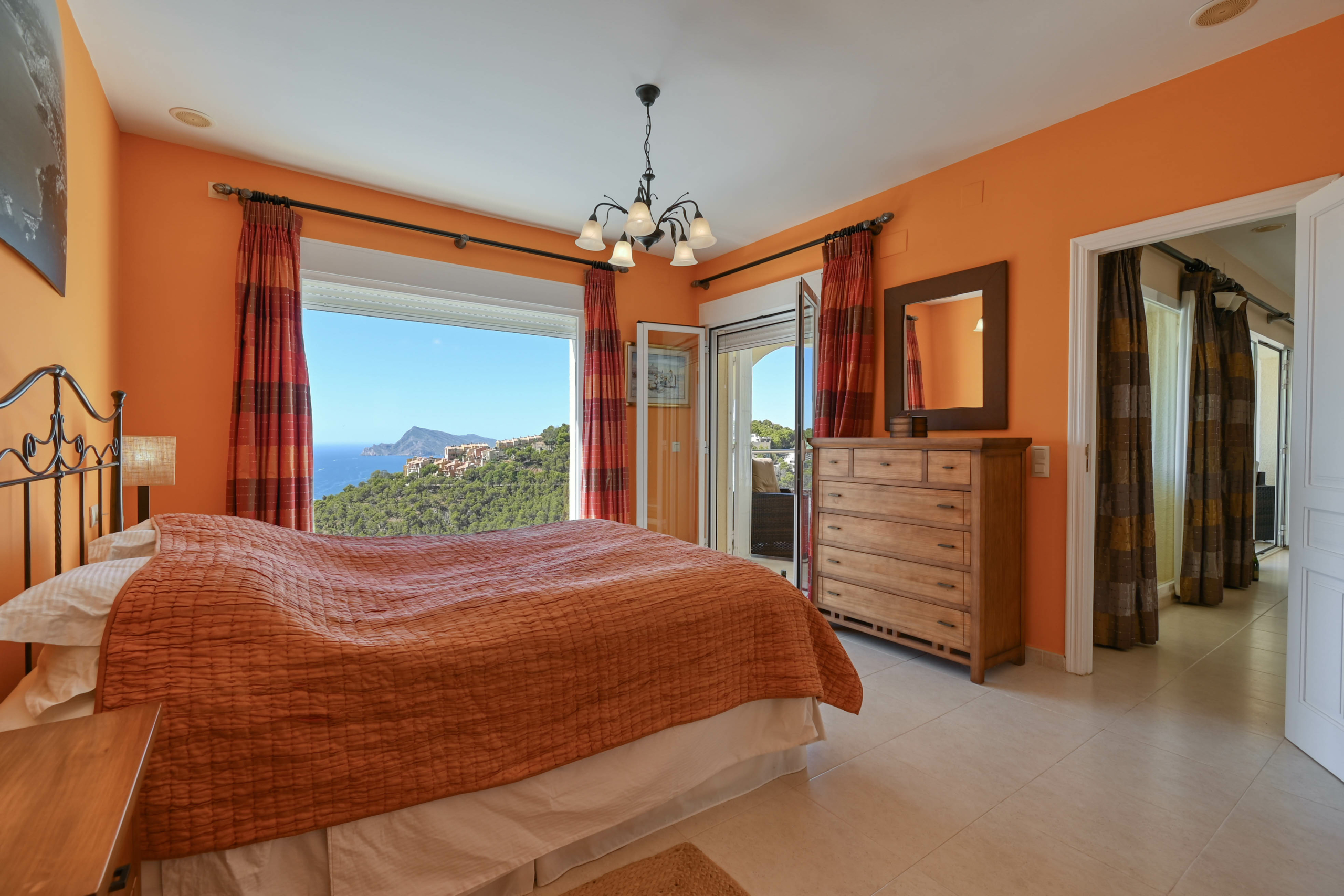 DP-70-TAALT2790-43 Villa te koop in Altea