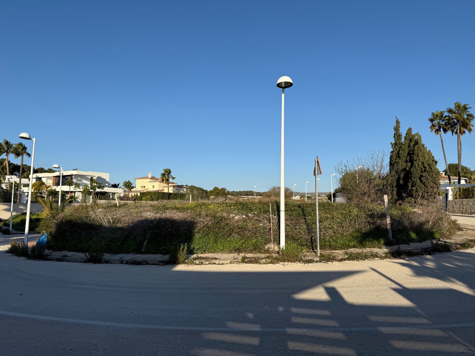 o_1ihi6njgt1hqe1j83mkfhit1brc1c.jpg Perceel te koop in Moraira