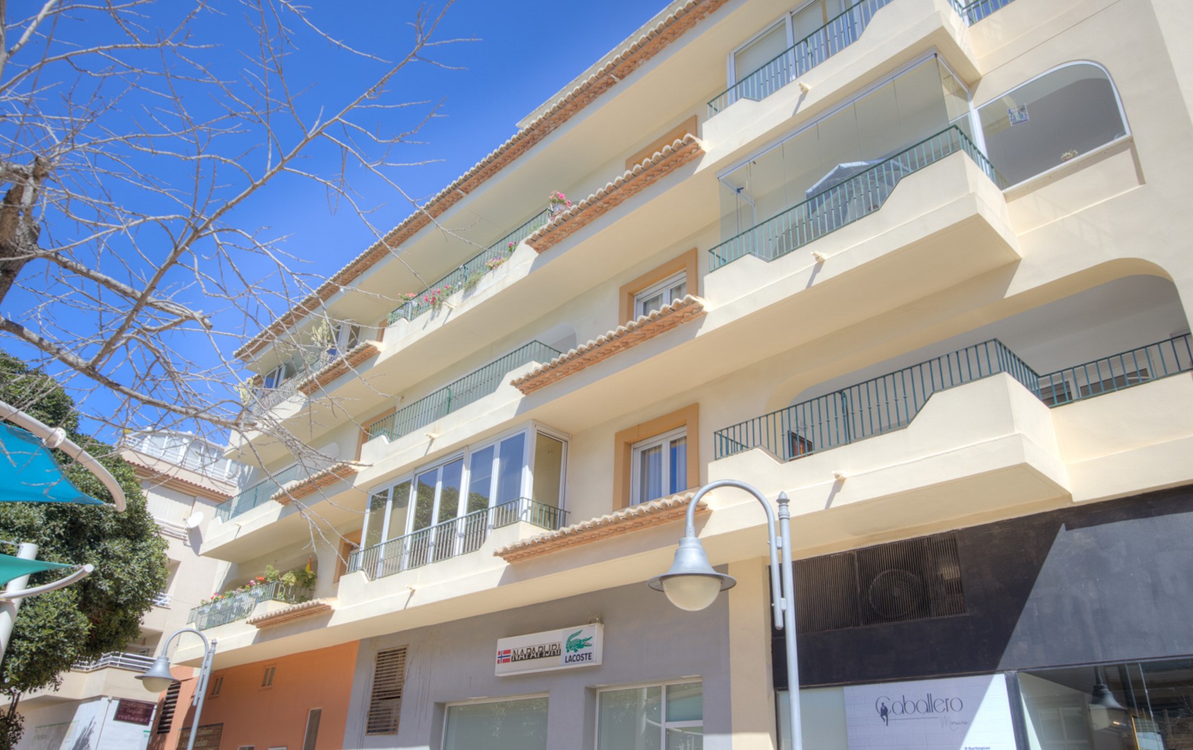 Appartement te koop in Moraira