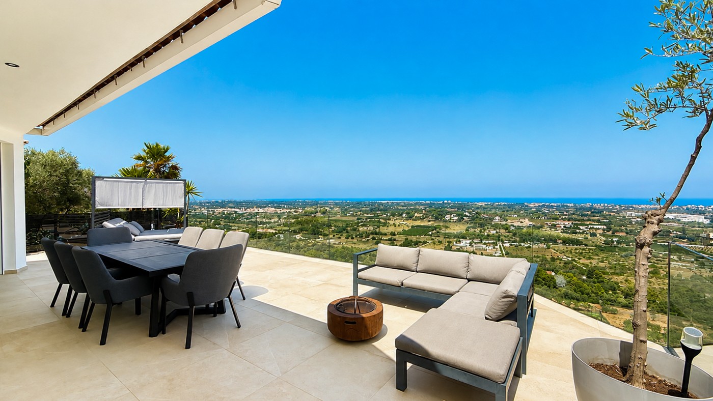 Villa te koop in Denia