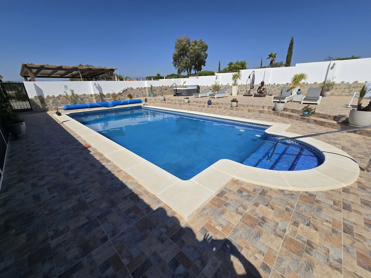 Villa te koop in Albox
