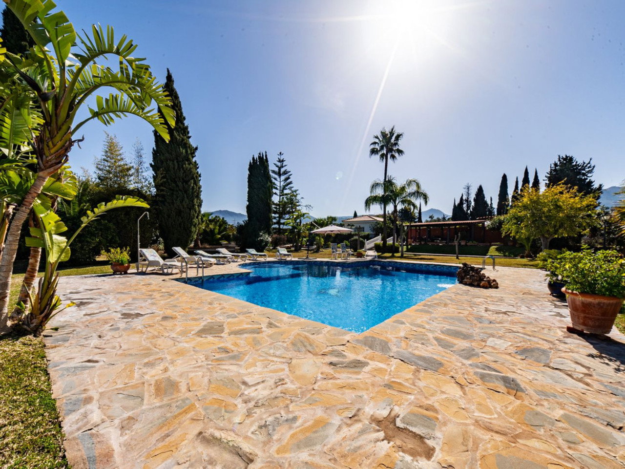 DP-17-E313-5 Villa te koop in Alhaurin De La Torre
