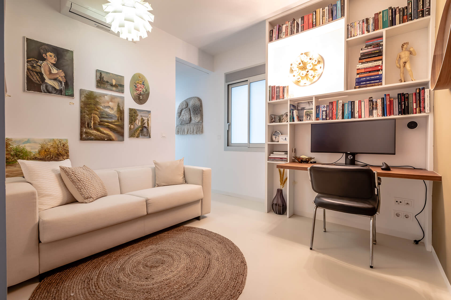 Appartement Valencia stad 1 Gerenoveerd appartement met terras te koop in Valencia stad – Ruzafa