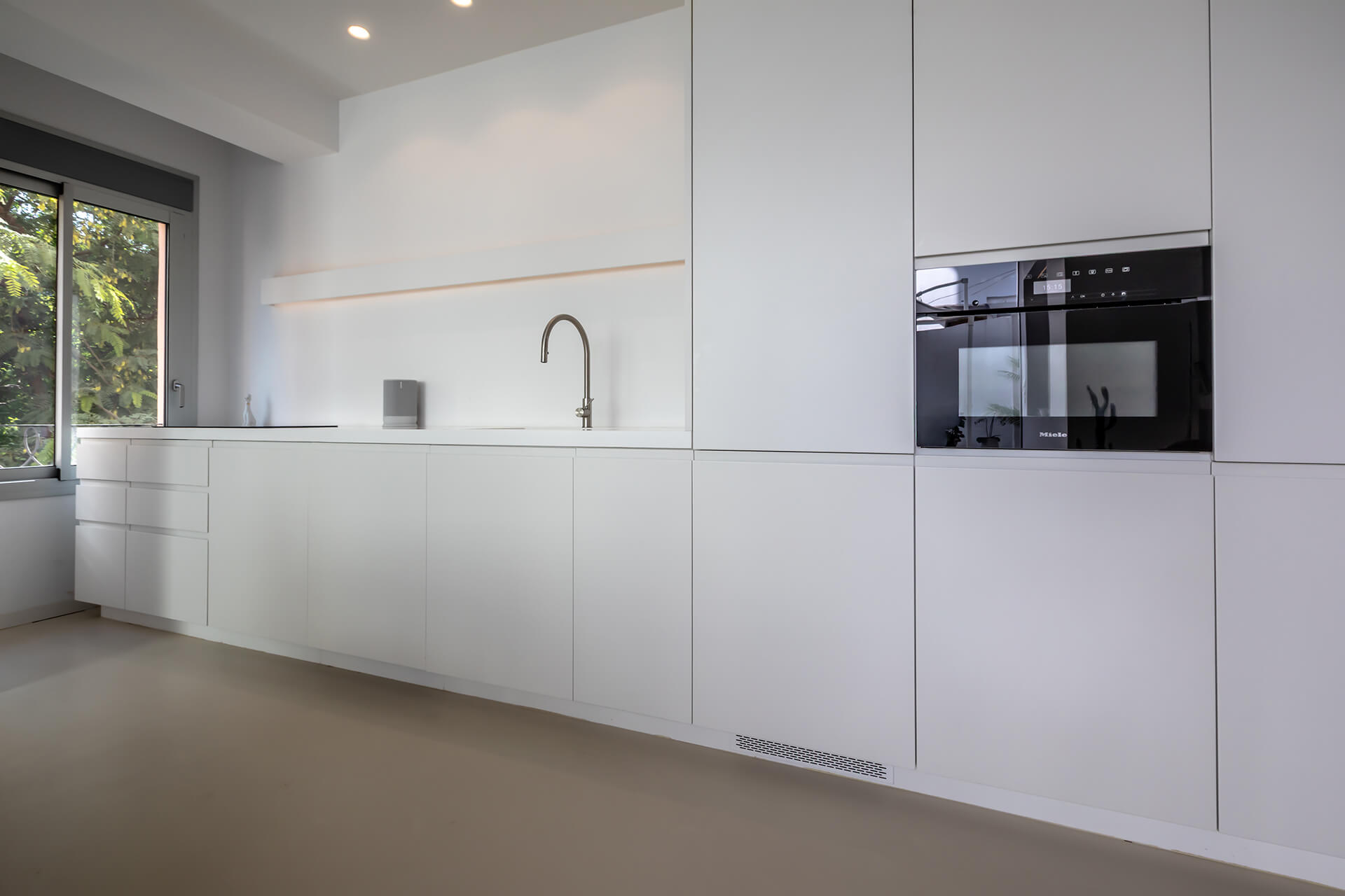 Appartement Valencia stad 16 Gerenoveerd appartement met terras te koop in Valencia stad – Ruzafa