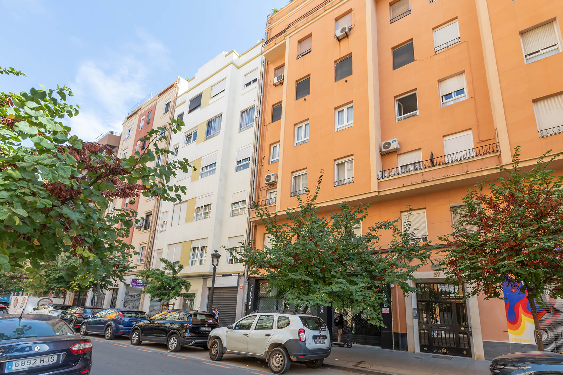 Appartement Valencia stad 22 Gerenoveerd appartement met terras te koop in Valencia stad – Ruzafa