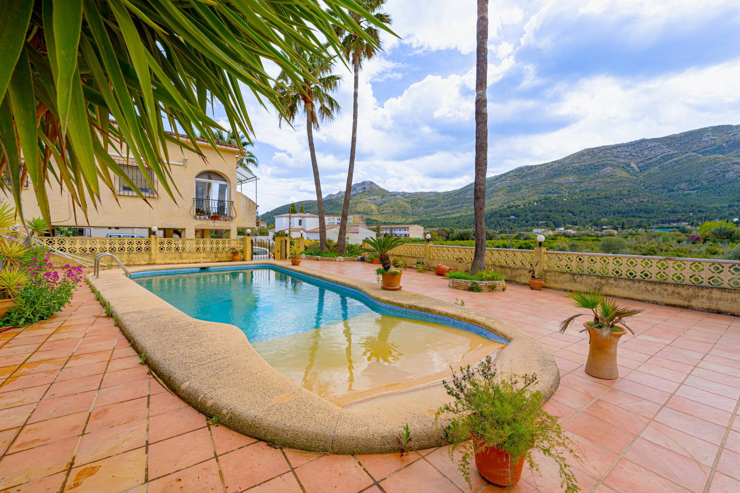 Villa te koop in Parcent