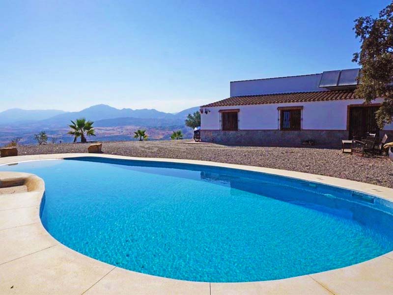 Levensloopbestendige villa in Alora, Costa del Sol